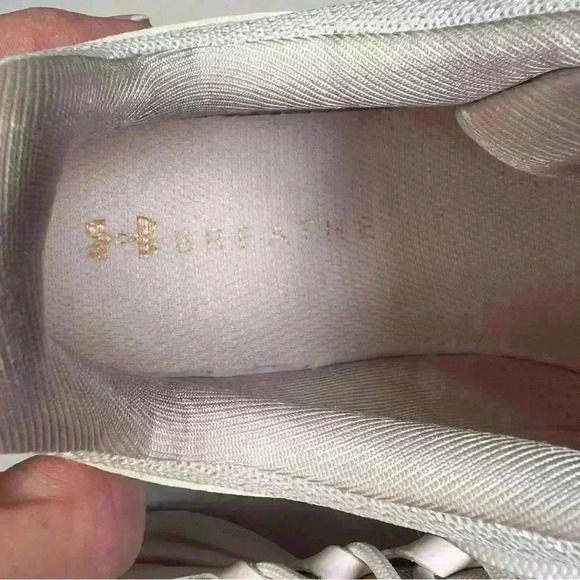 Under armor Charged Breathe Metallic Sport Style Running Sneakers Sz 7.5 - Picture 15 of 16